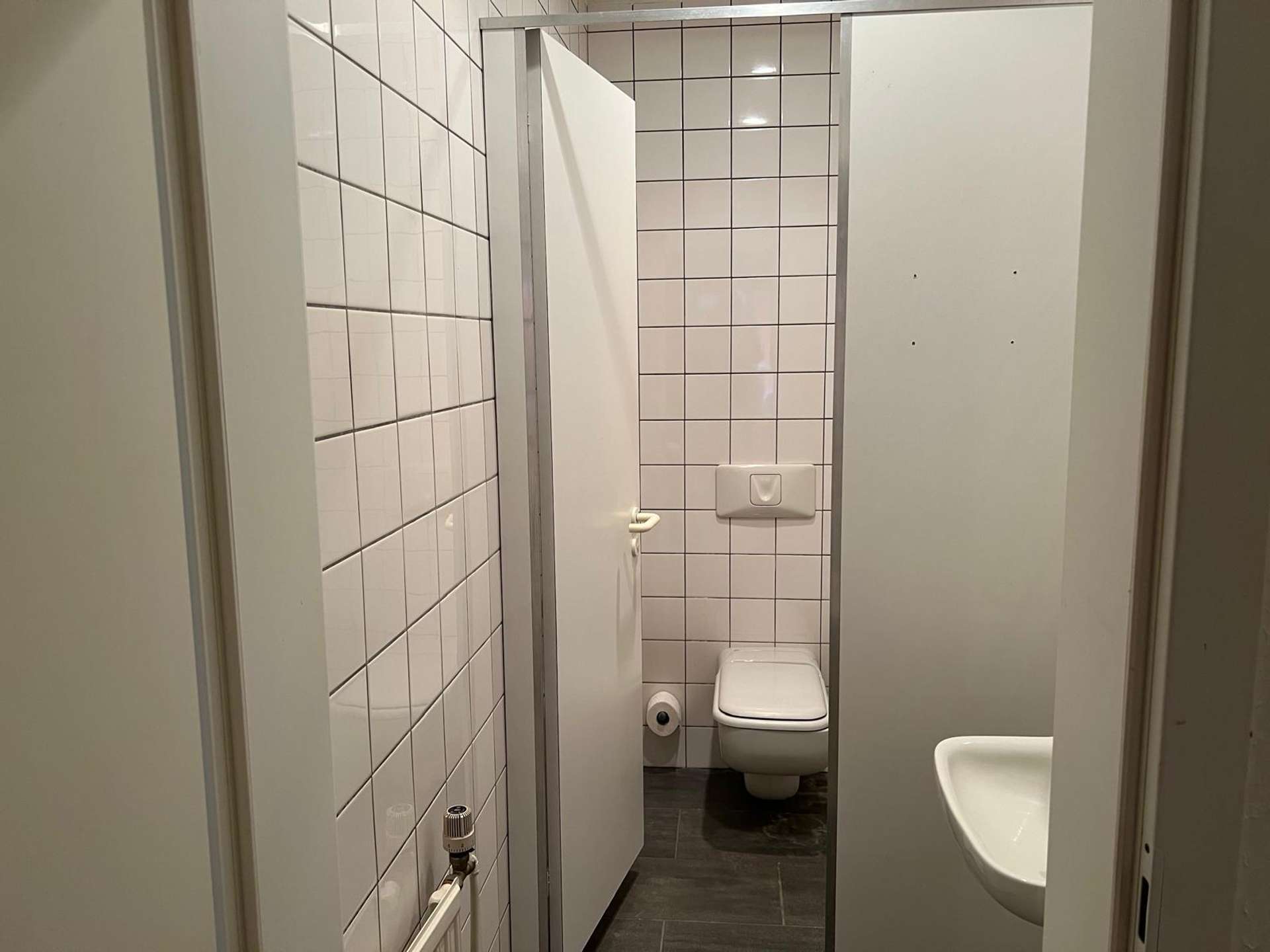 Gewerbeeinheit_Toilette