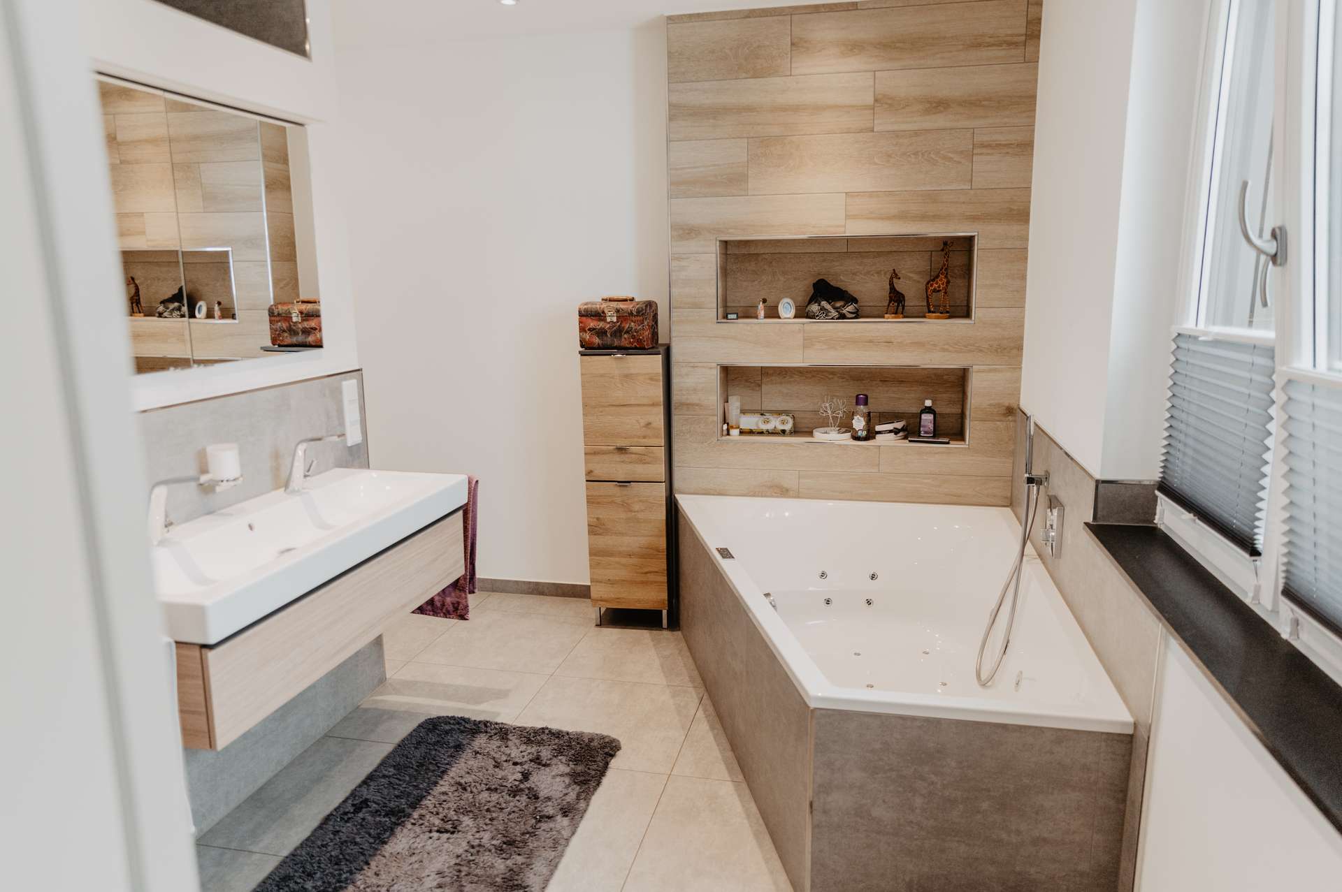 Badezimmer EG